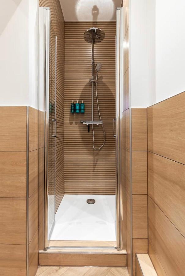 Appart Hotel Deluxe Strasbourg Centre avec Parking Privé Exteriör bild